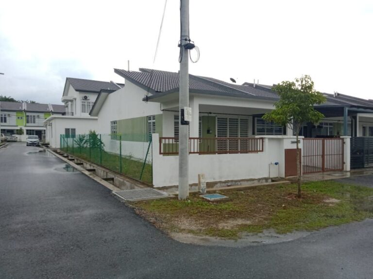 Endlot Single Storey Taman Salak Lestari,Sepang Klia for Sale